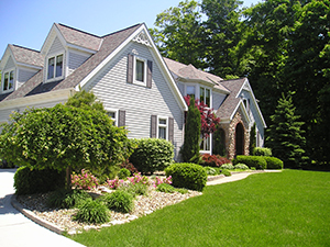 Landscapers and Lawncare Services in Le Mars, IA